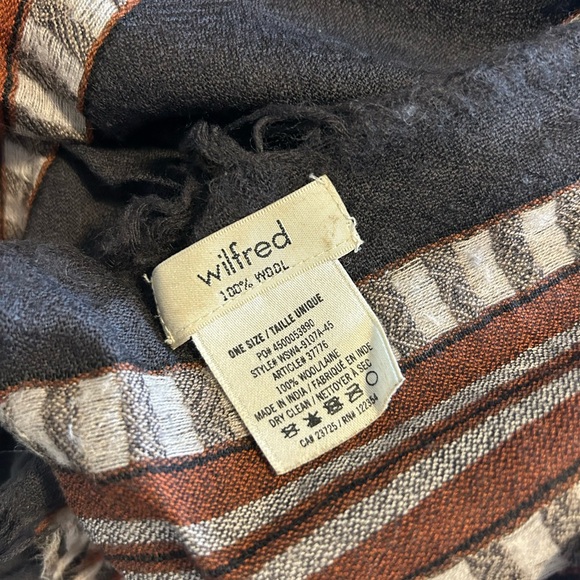 Wilfred Merino Wool Blanket Scarf - Picture 3 of 3